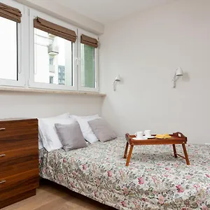 Apartament Center Czerniakowska, Warszawa