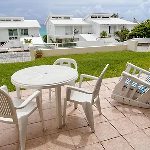 beach-escape-spacious-ocean-front-apartments-cancun.quintano-roohotels.com/